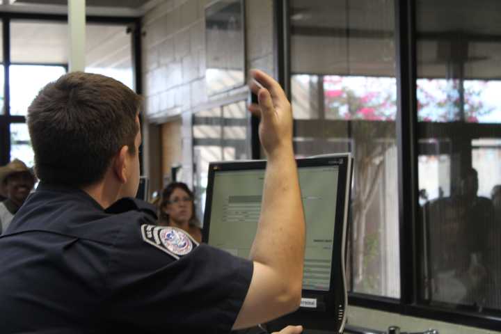 Americans Sound The Alarm On Their Own Border After Canadians Get Asked A Question "For The First Time Since 1997"