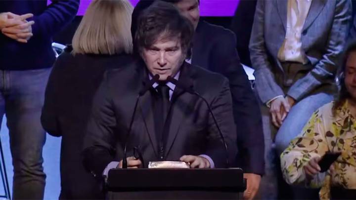 Javier Milei: “El kirchnerismo se dedica a sembrar el caos de manera descarada,…