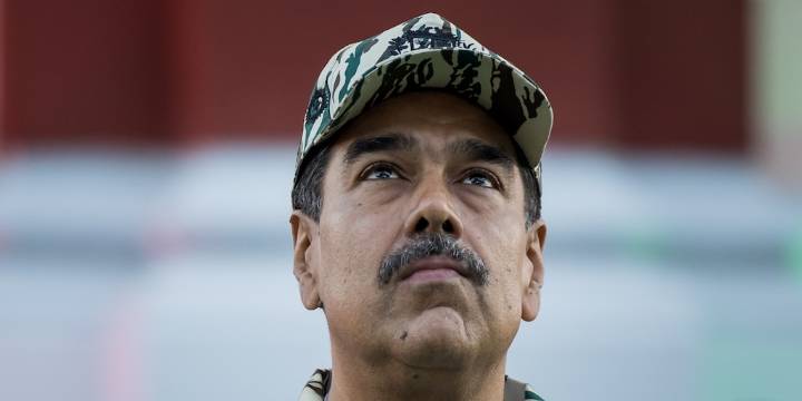 Presionado por el cerco de EEUU, el dictador Nicolás Maduro ordenó la activación de las milicias en toda Venezuela