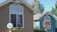 Knox County unveils veteran tiny home project