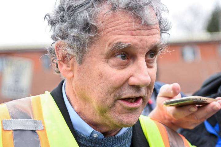 Democrat Sherrod Brown to seek a return to US Senate in 2026 election, media reports say