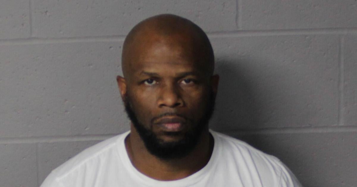 Texas man pulled over with 9 kilos of cocaine, $100K on I