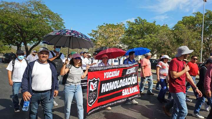 Maestros de Yucatán convocan a un paro de labores en pleno inicio de clases