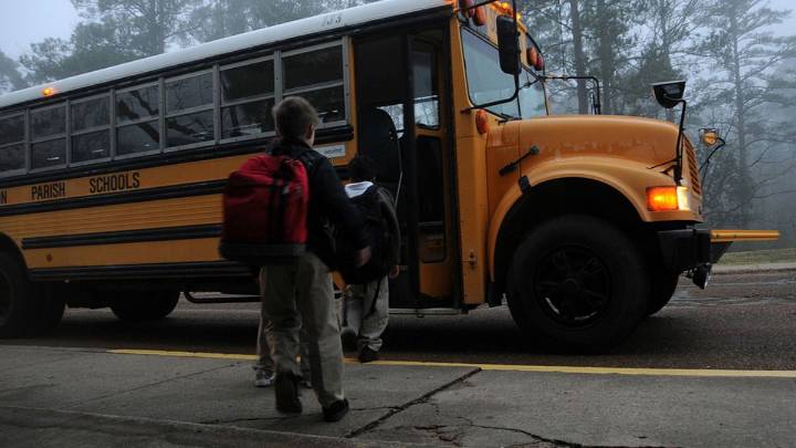 What drivers need to know about new Colorado rules on stopping for school buses