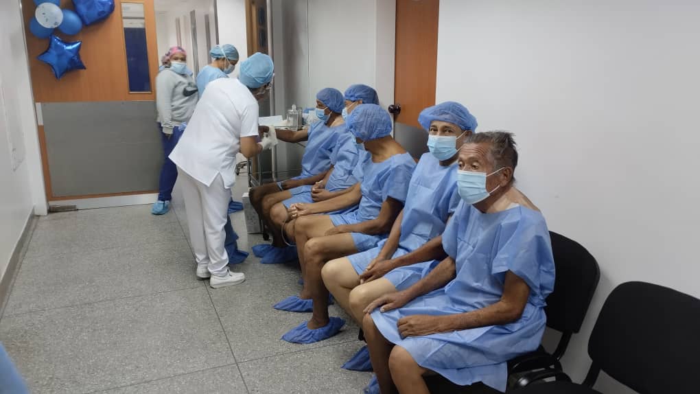 Colocan fístulas a pacientes renales de Upata  