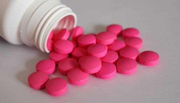 Ibuprofeno y paracetamol causan resistencia a los antibióticos, según estudio