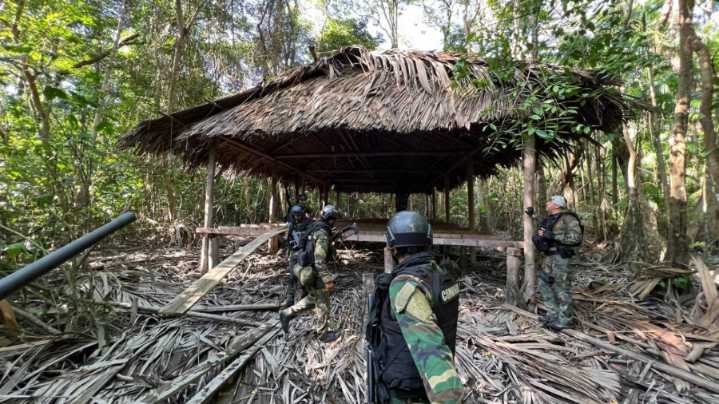 FANB destruyó seis instalaciones ilegales para embarcaciones de narcotráfico en región del Atlántico