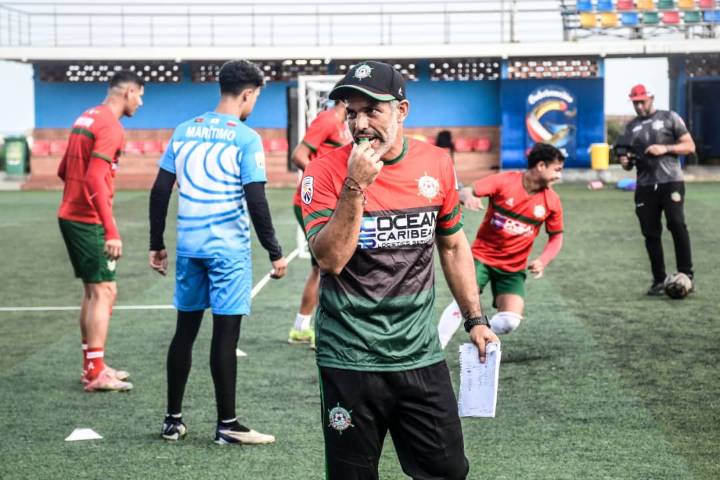 Marítimo contrata nuevamente al técnico Tony Franco