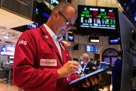 Wall Street climbs toward records on expectations for a coming cut to interest rates