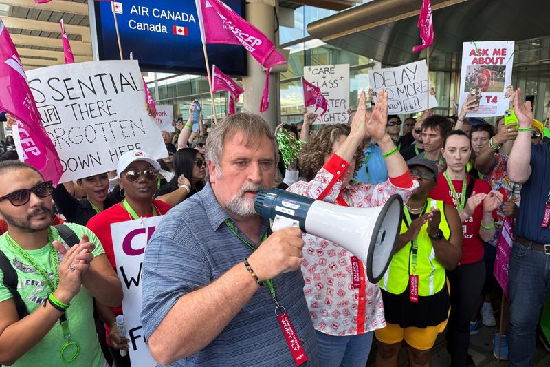 Air Canada CEO said airline "amazed" over unlawful union strike
