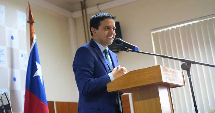 Hospital de San Carlos cambia de director: el anterior renunció hace 8 meses