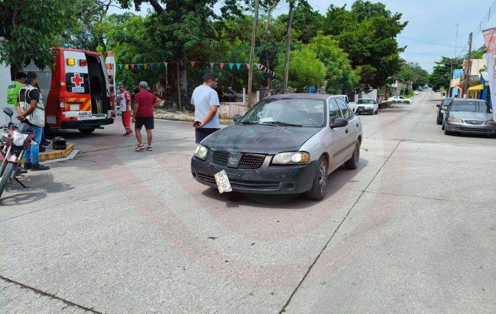 Choque en Barrio Las Lomas deja un motociclista lesionado