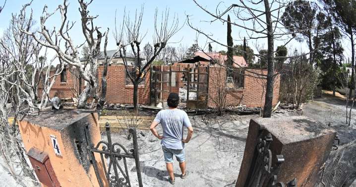 Madrid da por controlado el incendio de Tres Cantos tras haber sido estabilizado «durante más de 24 horas»