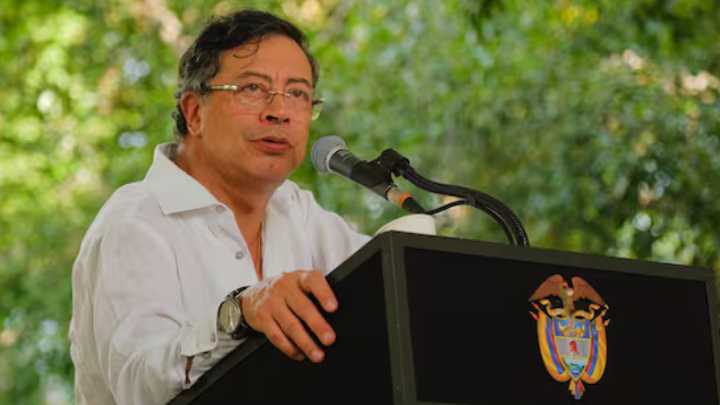 Petro: intervención militar de EE.UU. en Venezuela sería agresión contra toda Latinoamérica