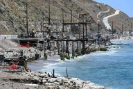 Karen Bass and Kathryn Barger: Insurers need to step up for LA wildfire survivors