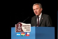 Corte chilena condena a exministro de Deportes por usar información que violan reglas bursátiles