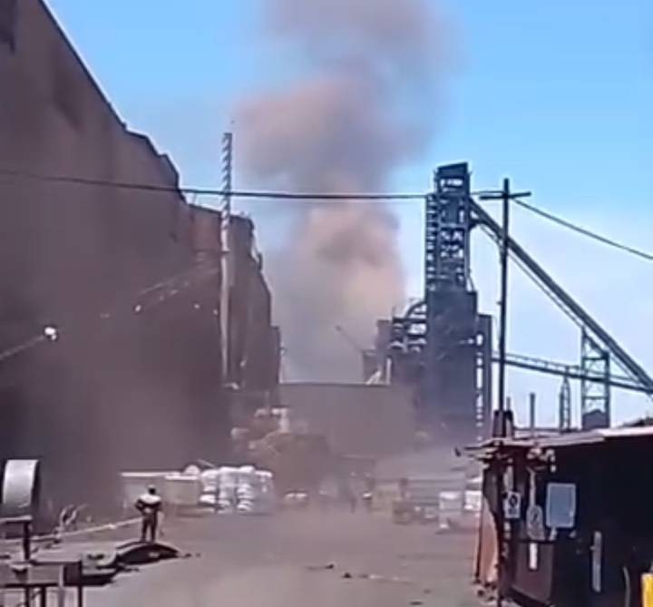 Reportan explosión en la siderúrgica ArcelorMittal