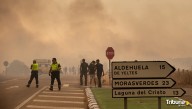 El incendio en Martín de Yeltes baja a nivel 0 tras amenazar viviendas y naves de forraje