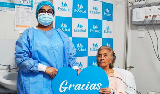 Essalud realizó innovador procedimiento cardíaco a paciente de 81 años