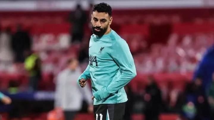 El delantero egipcio Mohamed Salah se enfrenta a la UEFA tras el asesinato del 'Pelé palestino' en Gaza