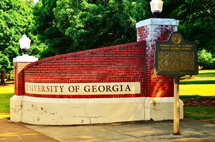Falsos avisos tiradores Georgia provocan cierres universitarios
