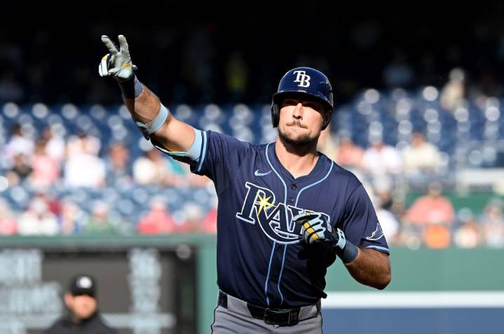 Rays’ Josh Lowe hits 2 homers to beat brother Nathaniel’s former team