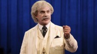 Richard Thomas dons wig and mustache to play icon Mark Twain in one