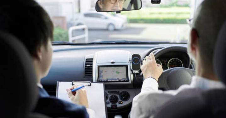 Drivers over 70 to be banned if they fail eyesight tests in new plan