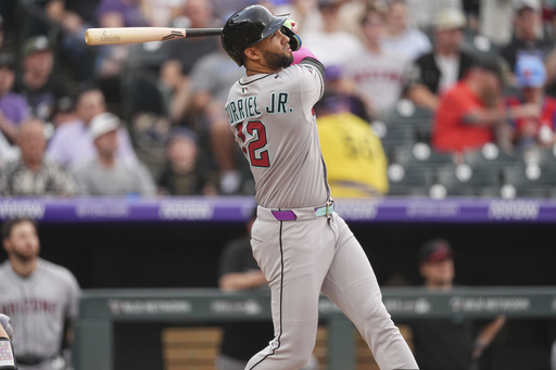 Gurriel y Rodríguez conducen a renovados Diamondbacks hacia victoria 8