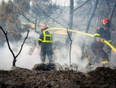Firefighters battle to prevent reignition of France wildfire
