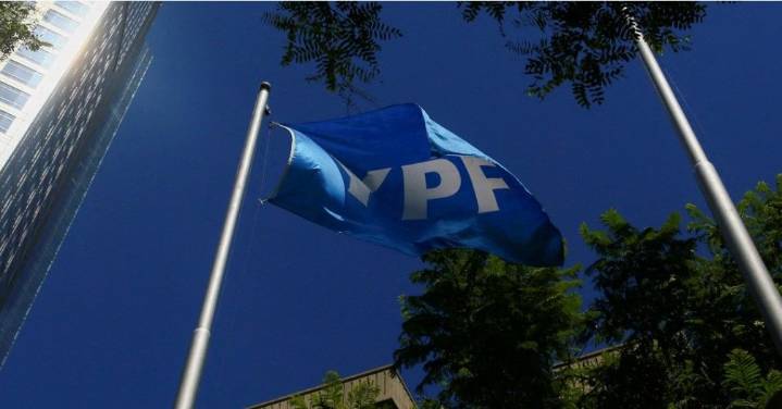 Caso YPF: la Argentina obtuvo un fallo favorable en Irlanda que marca un antecedente contra los fondos Burford y Eton Park