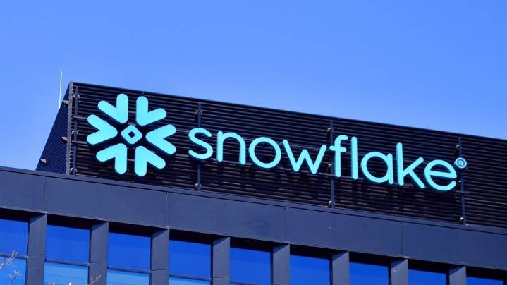 Snowflake se dispara en bolsa tras resultados estelares y eleva previsiones anuales