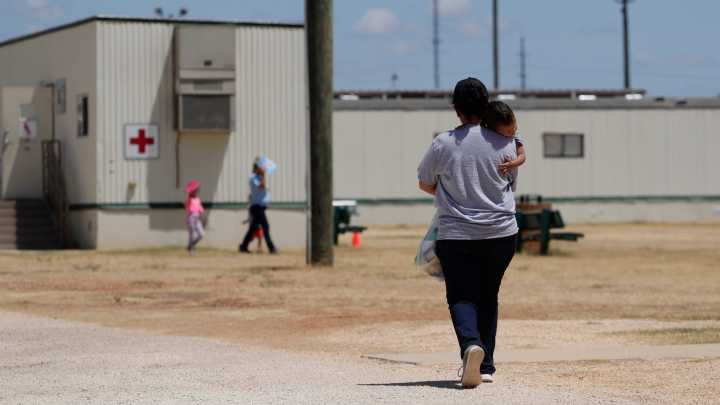 Judge to consider the fate of an agreement on protecting immigrant children in US custody