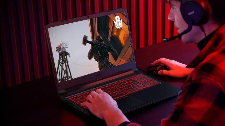 8 portátiles gaming de menos de 900 euros: los mejores modelos baratos que puedes comprar