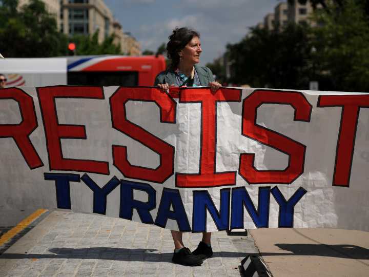 Para Washington D.C., las amenazas de una intervención federal eran familiares. Ahora son una realidad