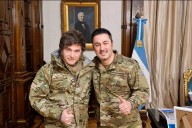 Sin acto oficial por el 17 de agosto, Milei almorzó con los granaderos en Casa Rosada
