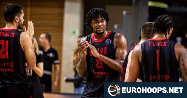 Steven Enoch signed with Aris BC a two