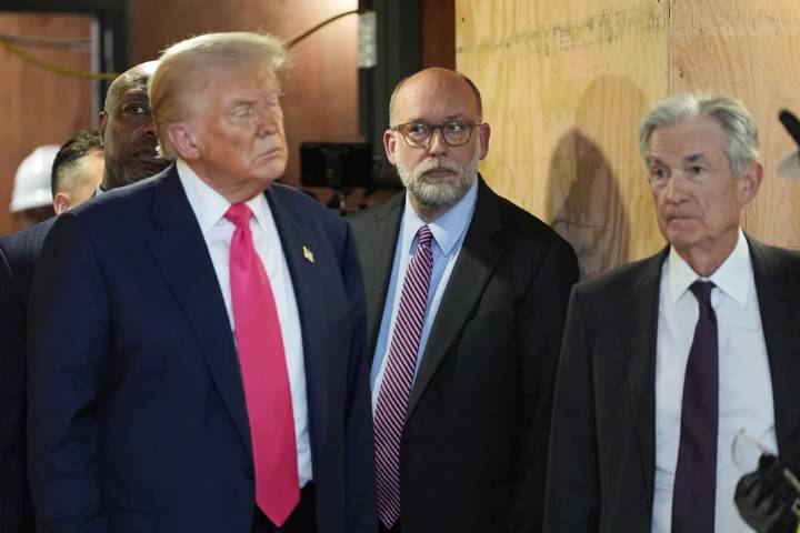 Trump weighing lawsuit against Powell over Fed building renovation