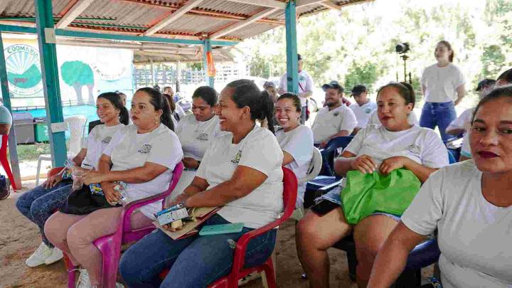 En Ovejas, la paz se teje con manos de mujeres valientes...