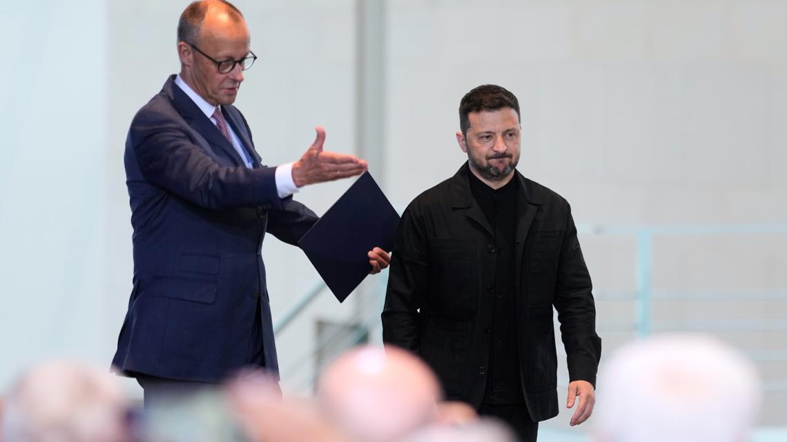 Zelenskyy meets Merkel ahead of Trump