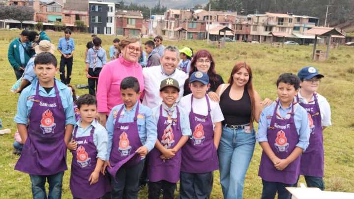 El fuego, la creatividad y el sabor se tomaron el Máster Chef Scout en Nobsa