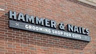 Naperville men’s salon gets liquor commission’s OK to serve spirits