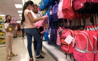 Incrementan ventas de papelerías hasta 80% por regreso a clases