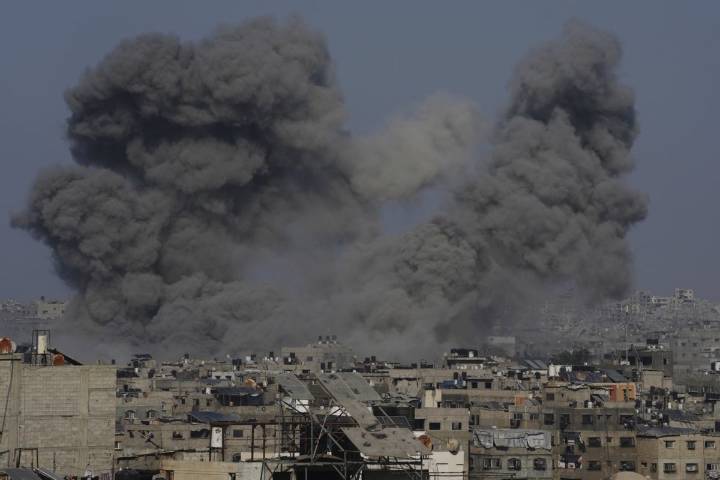 4 Palestinians shot dead by Israeli forces while seeking aid near Gaza City, witnesses say