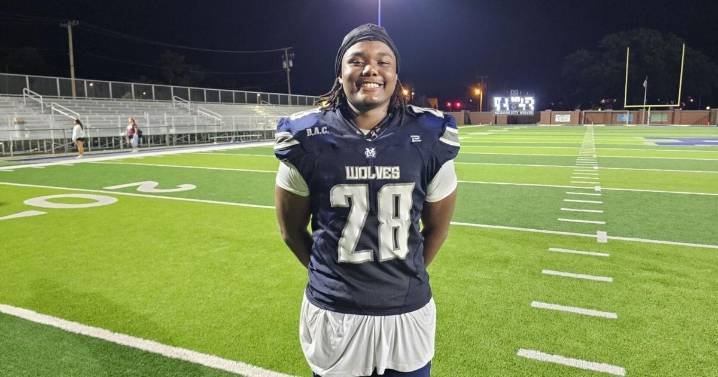 Daequon Fields feels at home in Michigan City win against Hanover Central