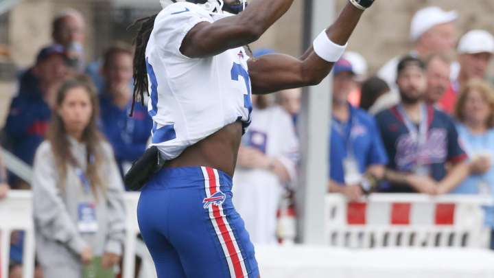 Bills head to Chicago severely shorthanded at WR: 4 observations from practice