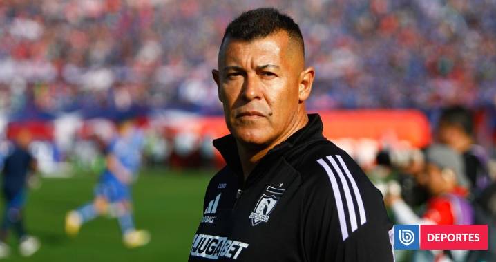 Barra de Colo Colo amenaza al DT Jorge Almirón y exige su adiós: "Te vas o te sacamos"