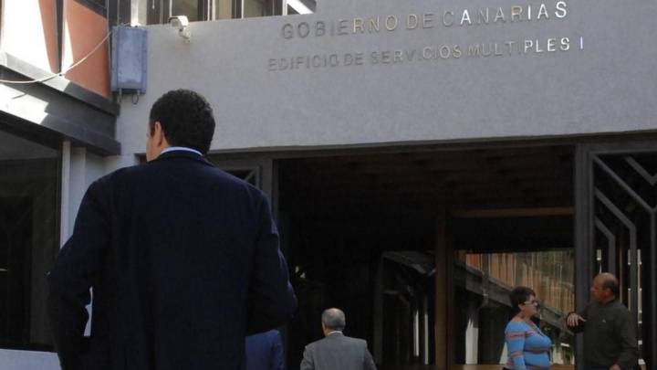 Los funcionarios canarios exigen igualdad con los laborales para la jubilación parcial