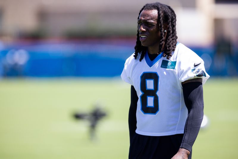 Panthers CB Jaycee Horn out of practice after car accident