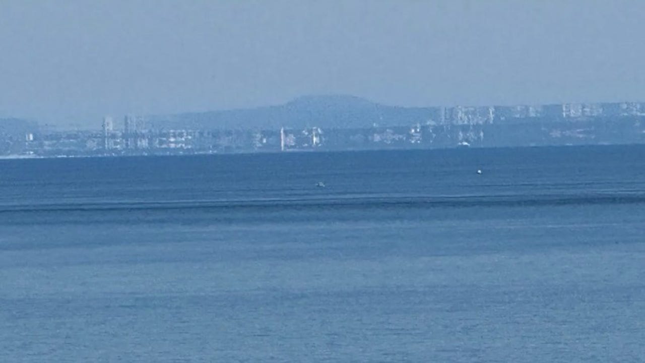 Canadian skyline appears scrambled due to spooky mirage